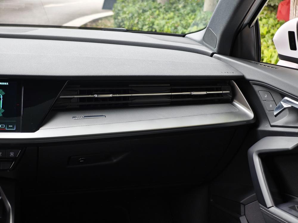 Audi A3 2024 immagine di auto #13