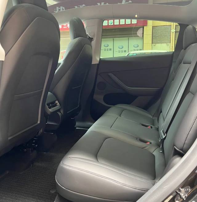 Tesla Model Y 2022 car image #5
