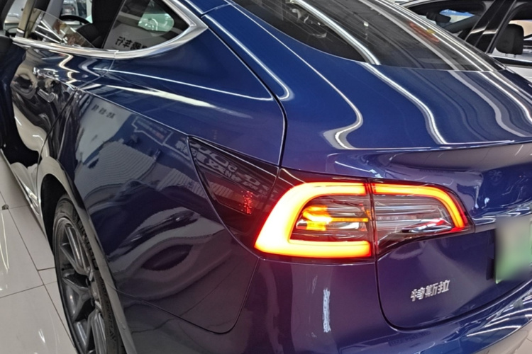 Tesla Model 3 2020 #5 Tesla Model 3 2020 immagine di auto #5