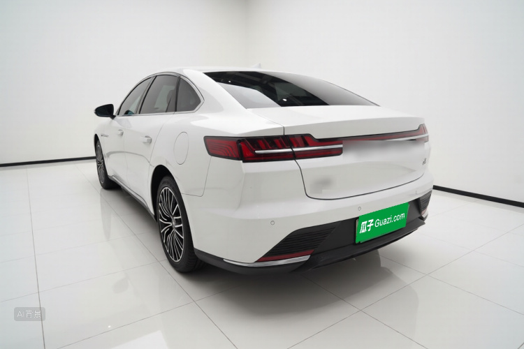 BYD Han 2022 صورة سيارة #5