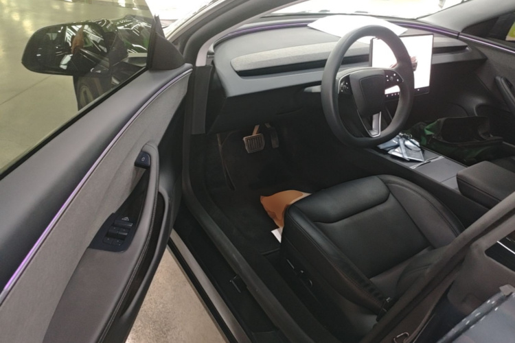 Tesla Model 3 2025 #16 Tesla Model 3 2025 car image #16