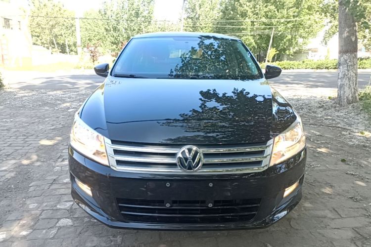 Volkswagen Santana 2016 car image #3