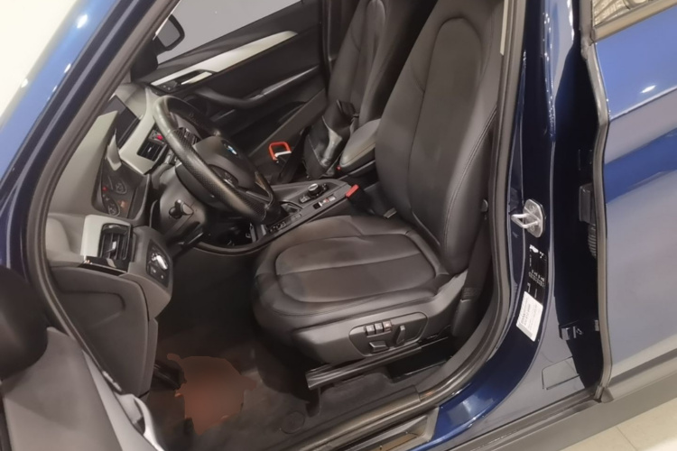 BMW X1 2017 #17 BMW X1 2017 car image #17