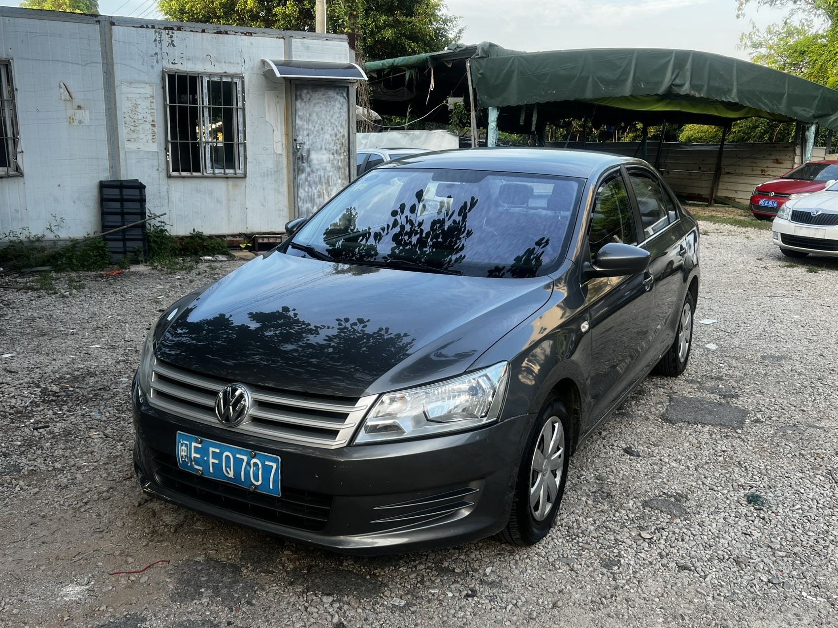 Volkswagen Santana 2013 car image 