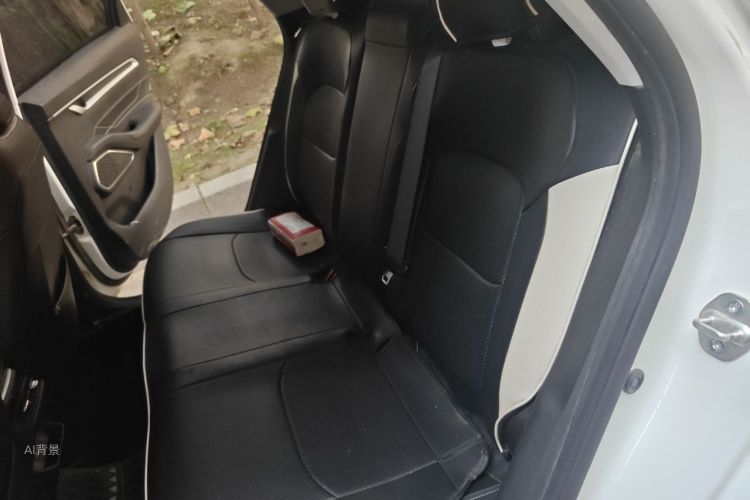 GEELY Emgrand 2023 car image #19