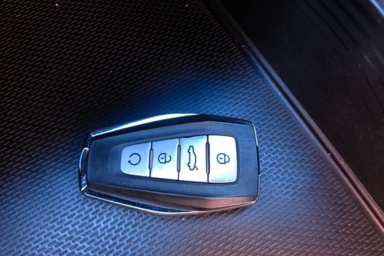 GEELY Binray 2022 #9 GEELY Binray 2022 immagine di auto #9