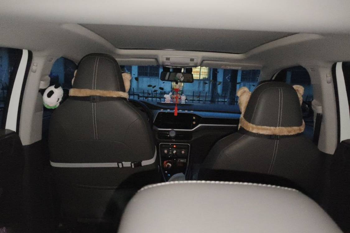 Volkswagen T-Cross 2023 #20 Volkswagen T-Cross 2023 car image #20