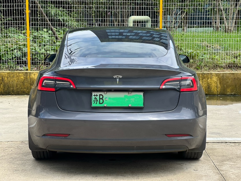 Tesla Model 3 2022 car image #4