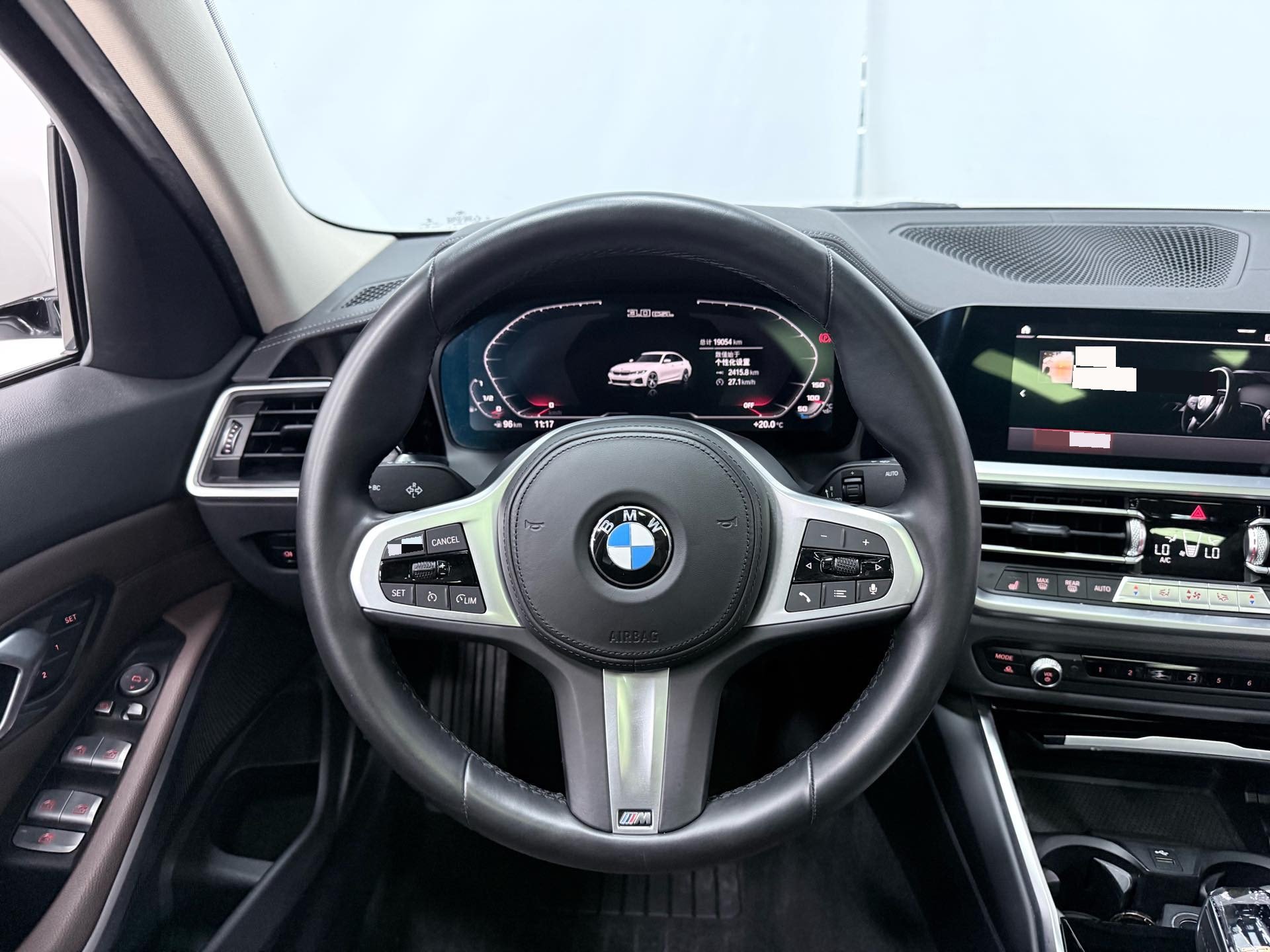 BMW 3 Series 2022 car image #12