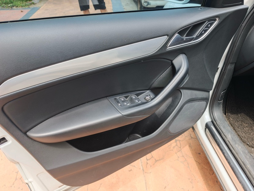 Audi Q3 2015 #6 Audi Q3 2015 car image #6