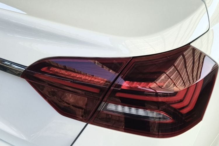 GEELY Emgrand 2022 car image #8