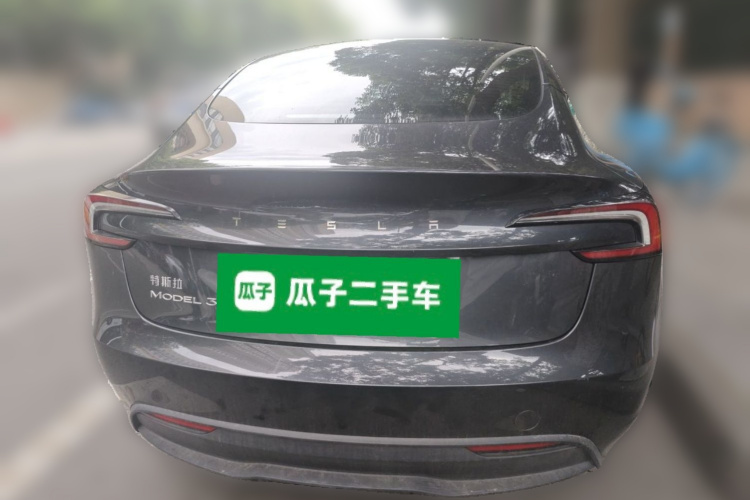 Tesla Model 3 2024 immagine di auto #4
