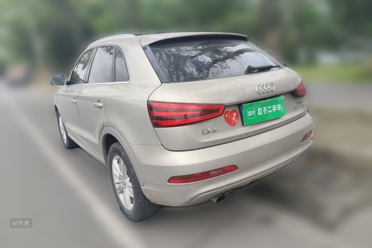 Audi Q3 2016 car image #5