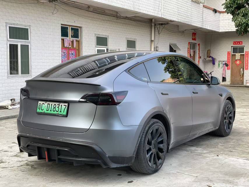 Tesla Model Y 2021 #6 Tesla Model Y 2021 car image #6