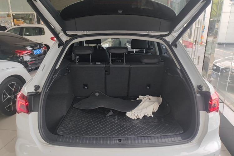 Audi Q3 2021 #24 Audi Q3 2021 immagine di auto #24