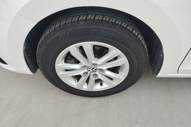 Volkswagen Santana 2020 car image #9