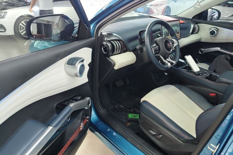 BYD Yuan Plus 2022 изображение автомобиля #16