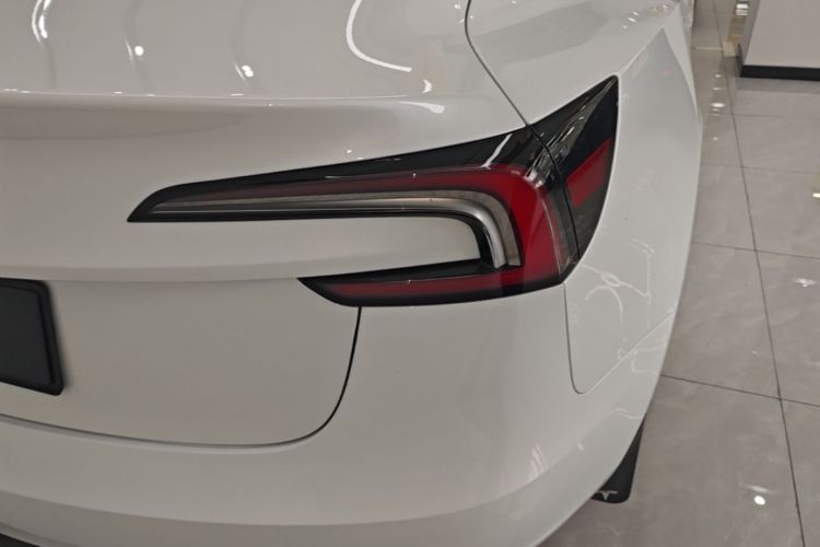 Tesla Model 3 2025 #8 Tesla Model 3 2025 car image #8