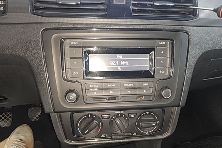 Volkswagen Santana 2019 #17 Volkswagen Santana 2019 car image #17
