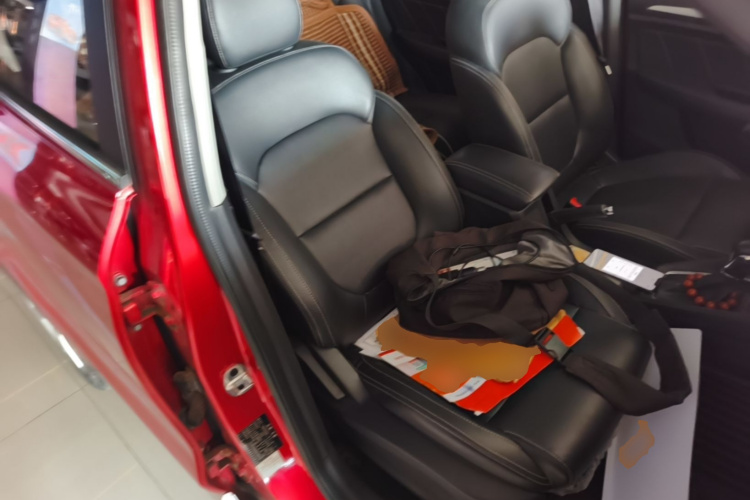 MG ZS 2017 car image #24