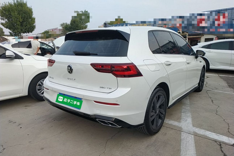 Volkswagen Golf 2022 car image #7