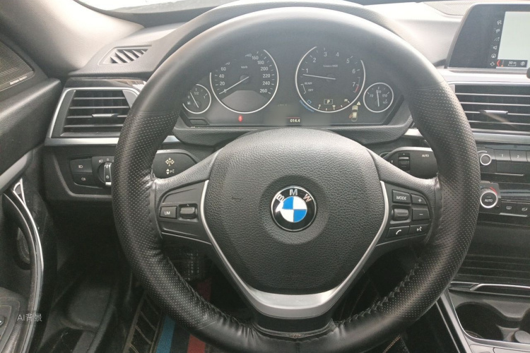BMW 3 Series GT 2019 immagine di auto #12