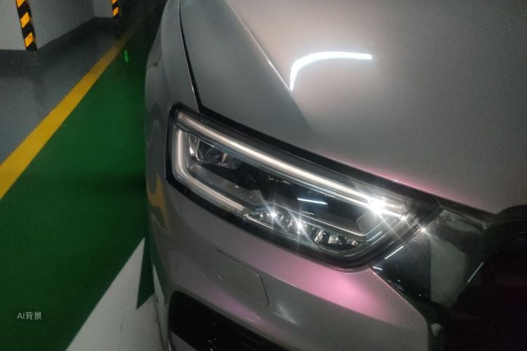 Audi Q3 2019 car image #8