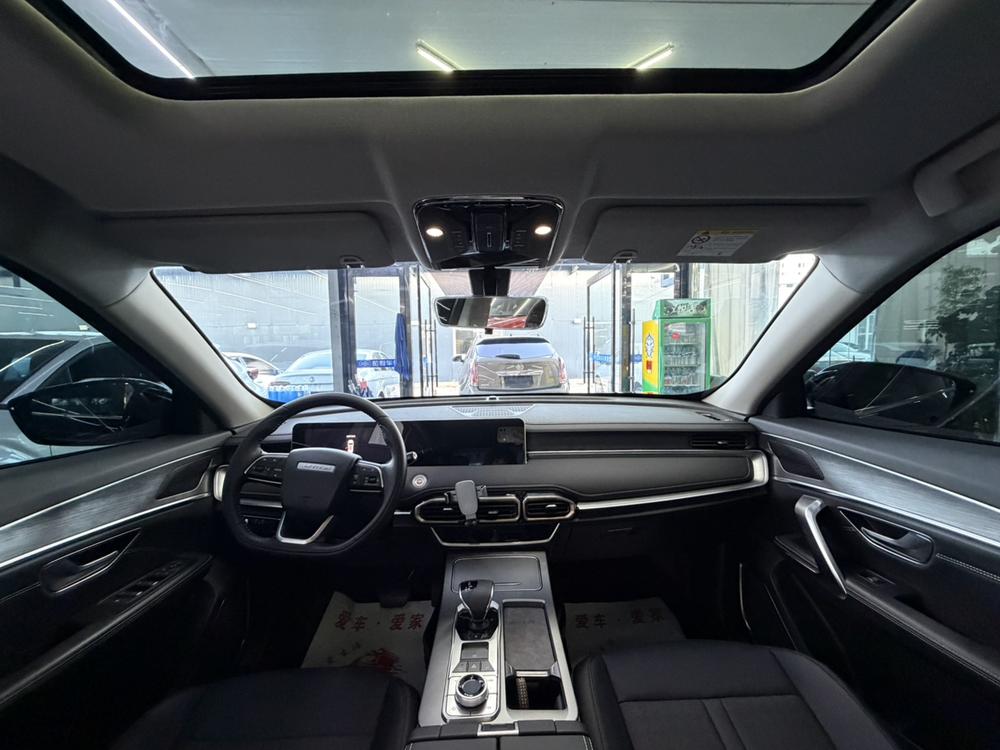 Jetour X70 PLUS 2025 car image #14