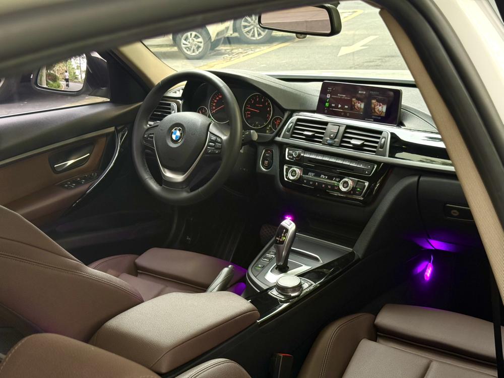 BMW 3 Series 2019 #20 BMW 3 Series 2019 car image #20