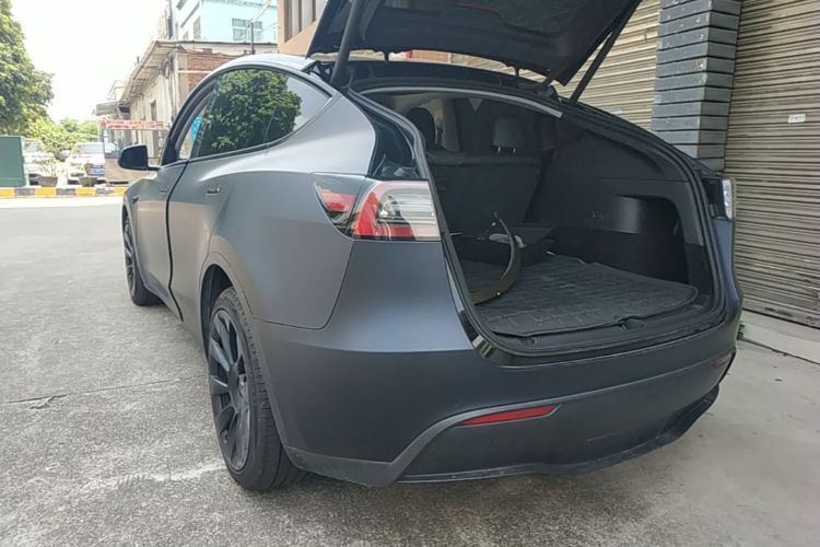 Tesla Model Y 2021 #5 Tesla Model Y 2021 car image #5