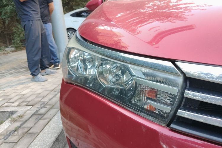 Toyota Corolla 2015 #8 Toyota Corolla 2015 car image #8