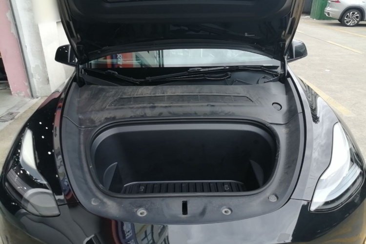 Tesla Model Y 2023 #20 Tesla Model Y 2023 immagine di auto #20