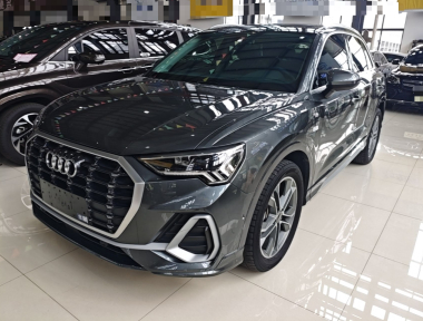 Audi Q3 2023 car image 