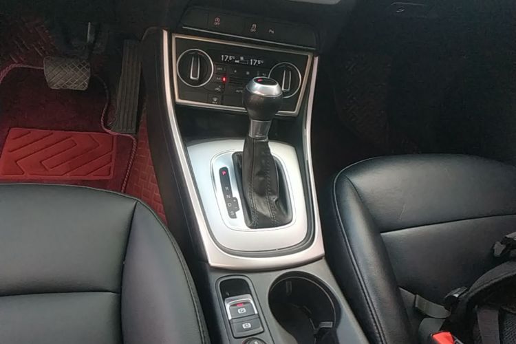 Audi Q3 2017 #14 Audi Q3 2017 immagine di auto #14