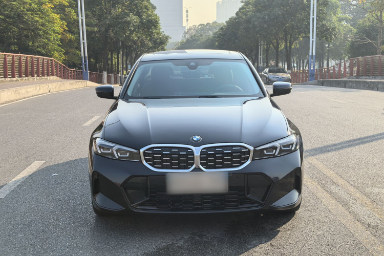 BMW 3 Series 2024 car image #5