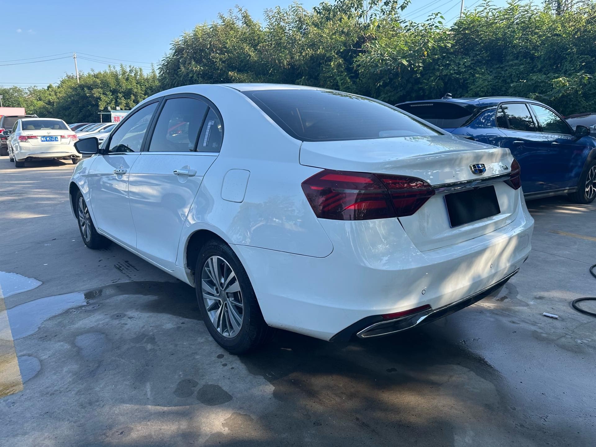 GEELY Emgrand 2018 car image #7