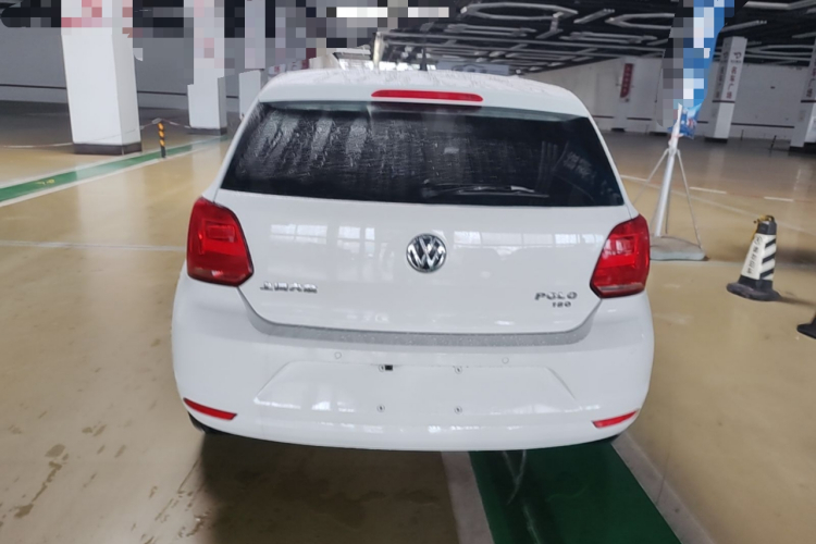 Volkswagen Polo 2015 #6 Volkswagen Polo 2015 car image #6