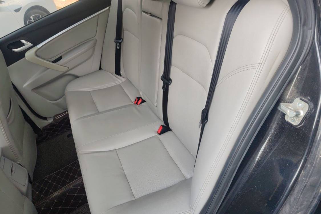 GEELY Emgrand 2015 #19 GEELY Emgrand 2015 image de voiture #19