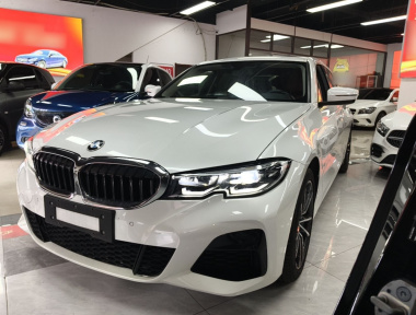 BMW 3 Series 2021 BMW 3 Series 2021 immagine di auto