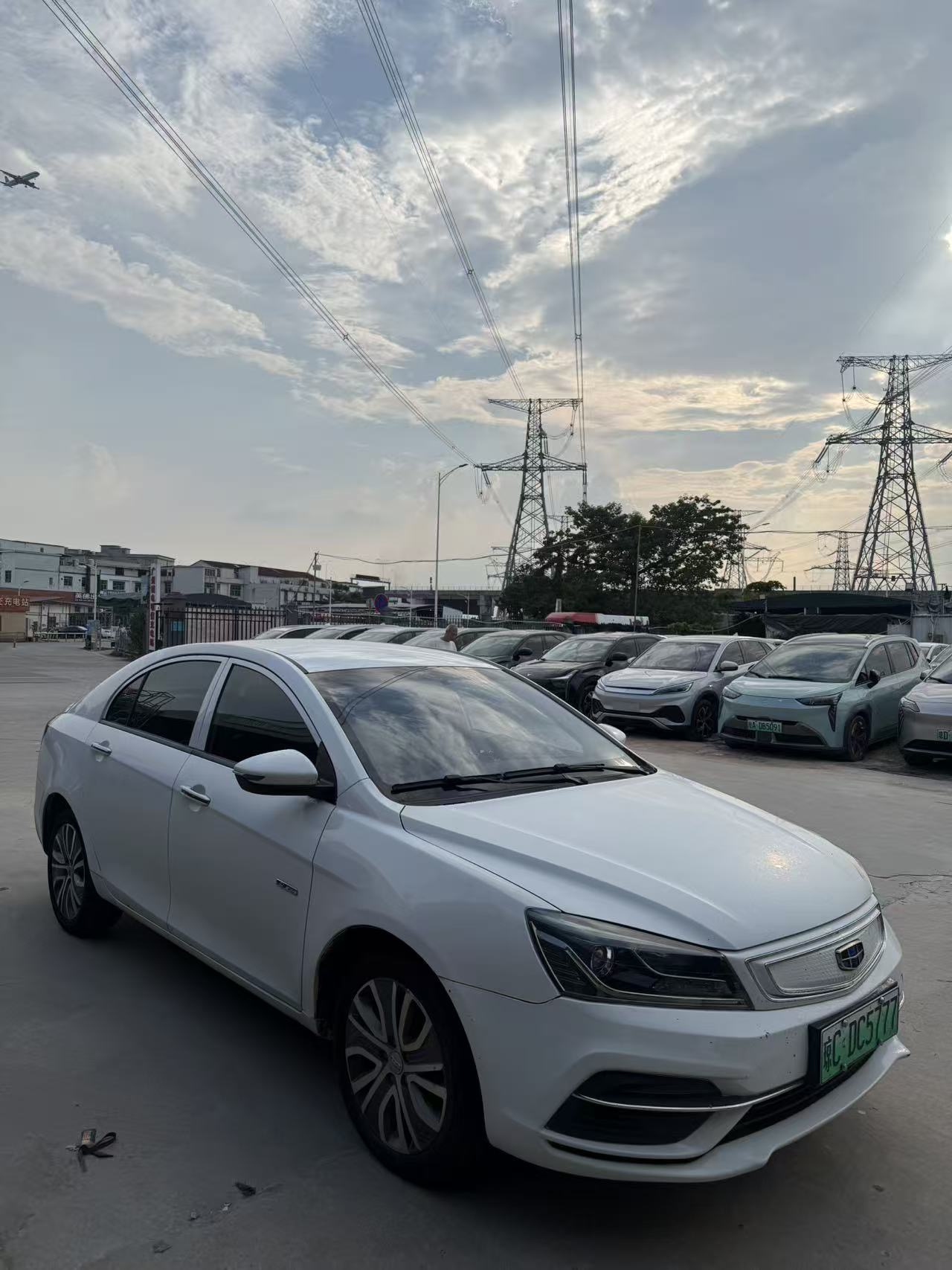 GEELY Emgrand New Energy 2019 car image #3
