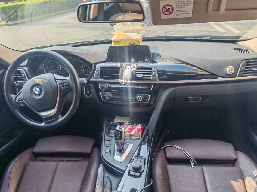 BMW 3 Series 2018 #3 BMW 3 Series 2018 car image #3