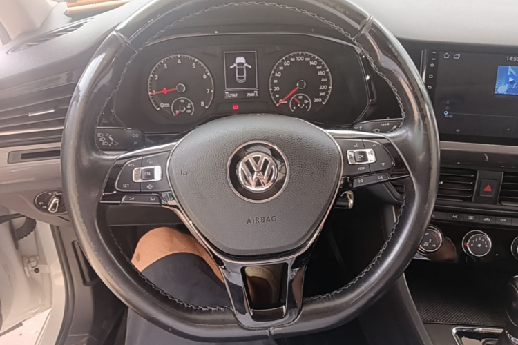 Volkswagen Bora 2020 car image #11