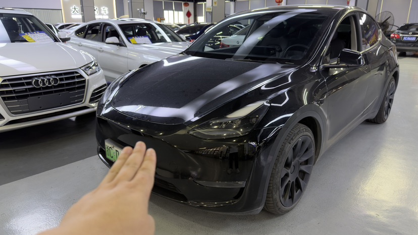 Tesla Model Y 2021 Tesla Model Y 2021 car image