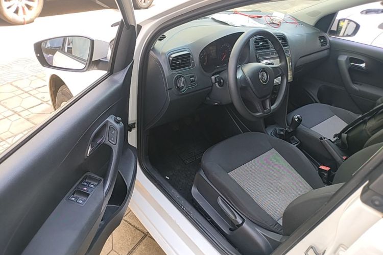 Volkswagen Polo 2017 #16 Volkswagen Polo 2017 car image #16