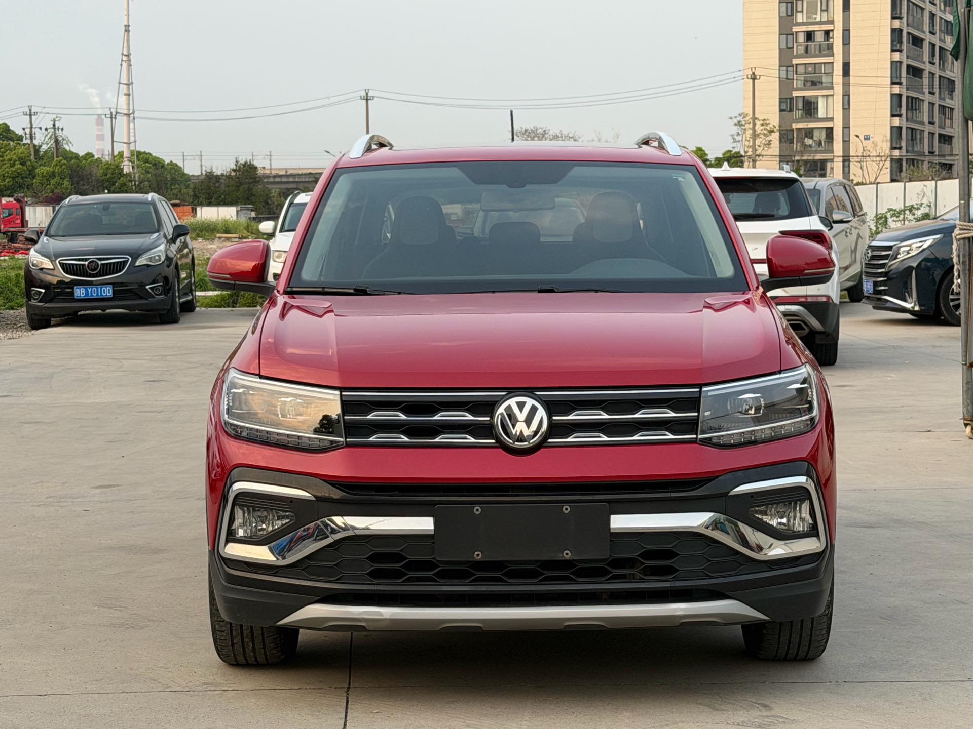 Volkswagen T-Cross 2019 car image #2