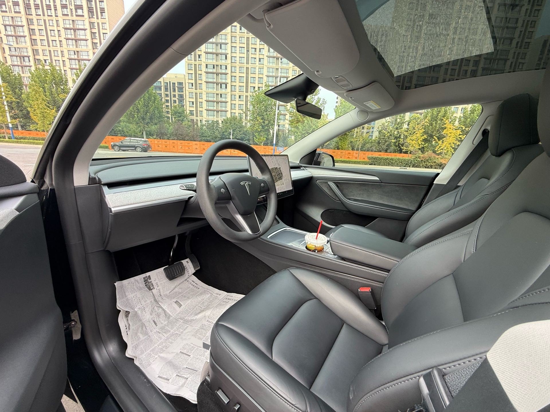 Tesla Model Y 2023 #9 Tesla Model Y 2023 صورة سيارة #9