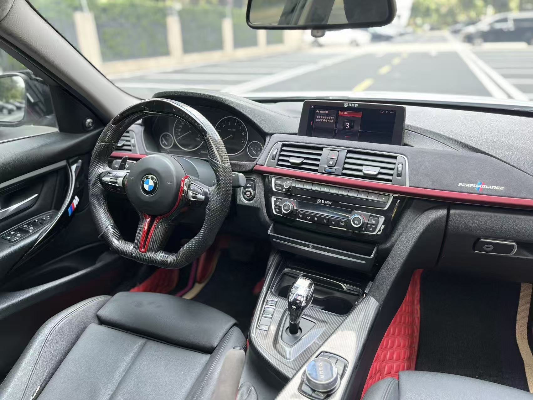 BMW 3 Series 2018 car image #3