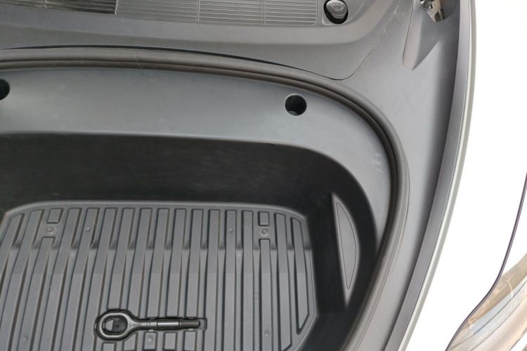 Tesla Model 3 2021 #24 Tesla Model 3 2021 car image #24