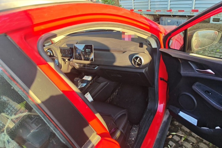 BYD Yuan New Energy 2019 car image #23