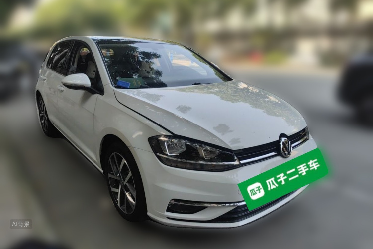 Volkswagen Golf 2018 car image #4